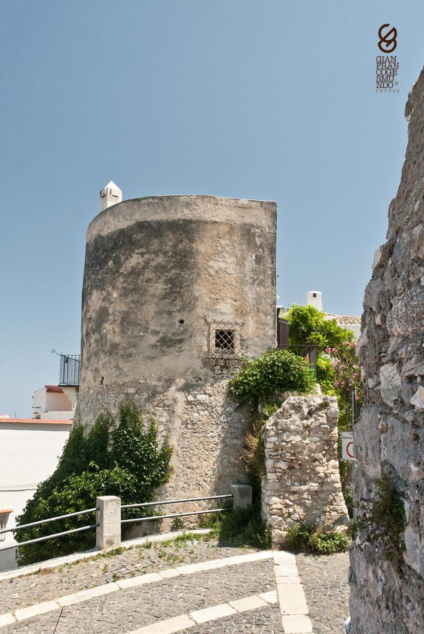 Torre La Mezzaluna Bed & Breakfast Vieste Exterior photo